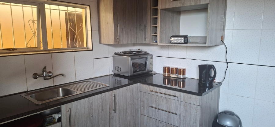 2 Bedroom Property for Sale in Mdantsane Nu 14 Eastern Cape